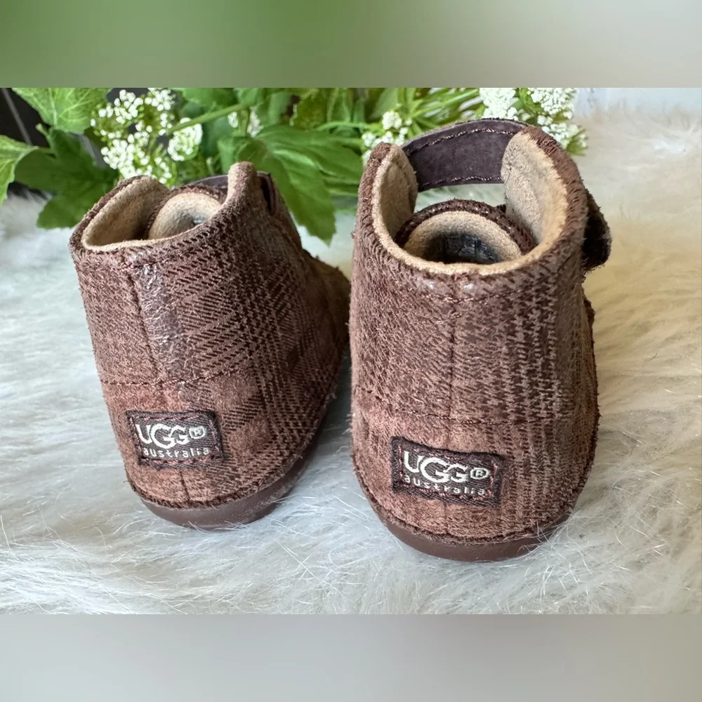 UGG Australia Roldan Baby ‎ Bootie High Tops Leather Suede Brown